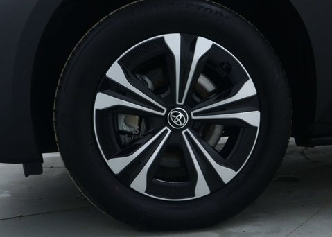 Toyota BZ4X 71.4kWh Motion SUV 5dr Electric Auto (11kW OBC) (204 ps) 17