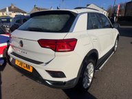 Volkswagen T-Roc SE TSI EVO 9