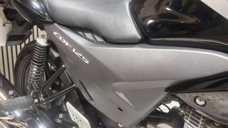 Honda CBF125 CBF125 2012 ONLY 6K MOT SERVICED ICONIC LEARNER BIKE 125CC 23