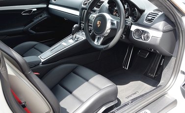 Porsche Cayman GTS 14