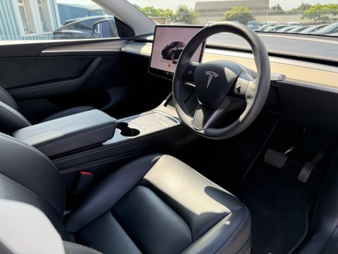 Tesla Model Y SUV 5dr Electric Auto RWD (346 ps) 3