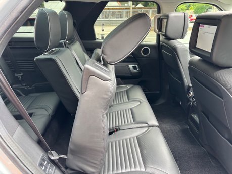 Land Rover Discovery 3.0 TD V6 HSE LUXURY SUV 5dr Diesel Auto 4WD Euro 6 (s/s) (258 ps) 19