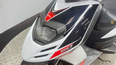 Aprilia SR 2013 12K RUNNING 2 STROKE PROJECT SCOOTER 50CC LEARNER BIKE 11