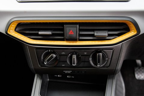 SEAT Ibiza TSI SE TECHNOLOGY 39