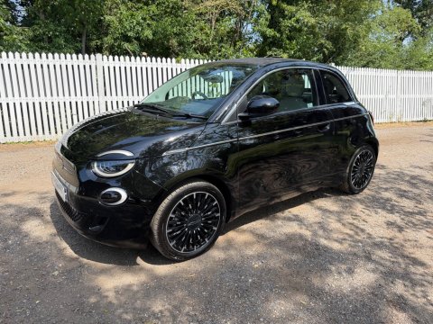 Fiat 500e C LA PRIMA 3