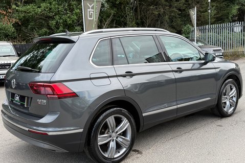 Volkswagen Tiguan SEL TSI BMT 4MOTION DSG - PANROOF - CARPLAY - FULL SERVICE HISTORY 6
