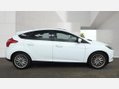 Ford Focus 1.0T EcoBoost Zetec Euro 5 (s/s) 5dr 2