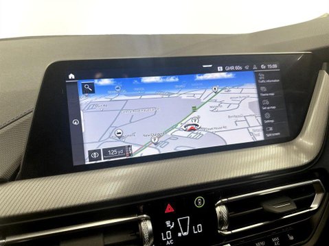 BMW 2 Series 1.5 218i M Sport Saloon 4dr Petrol DCT Euro 6 (s/s) (136 ps) DAB Radio - Re 16