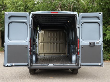 Citroen Relay 35 L3H2 2.2 BlueHDi 140 Enterprise 3