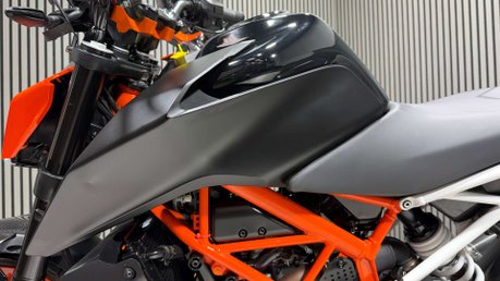 KTM 390 DUKE 2018 ONLY 11K GREAT LOOKING A2 READY ENDURO BIKE 390CC 31