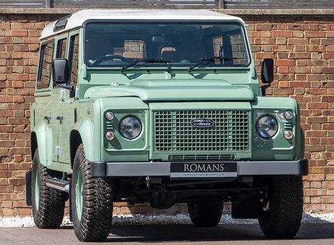 Land Rover Defender 110 Heritage Station Wagon 1
