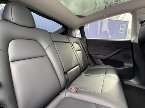 Tesla Model Y (Dual Motor) Long Range SUV 5dr Electric Auto 4WDE (384 bhp) 26