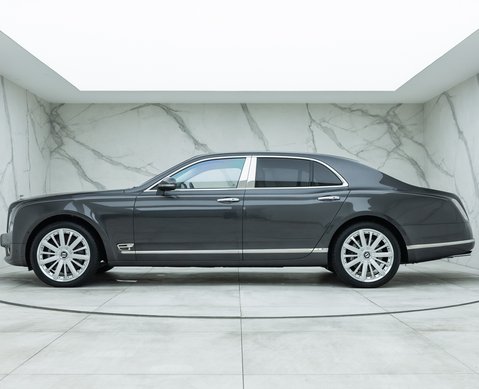 Bentley Mulsanne V8 Mulliner 