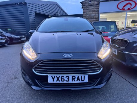 Ford Fiesta TITANIUM 4