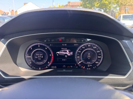 Volkswagen Tiguan SEL TDI BMT 4MOTION 14