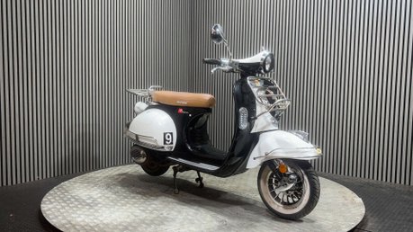 Lexmoto Milano 2021 3K 1 FORMER OWNER RUNNING PROJECT BIKE 125CC SCOOTER 2