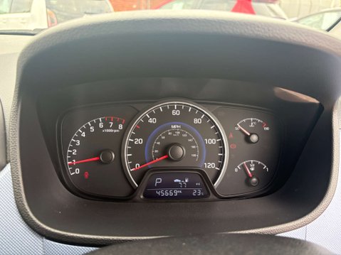 Hyundai i10 1.2 i10 SE Auto 5dr 42