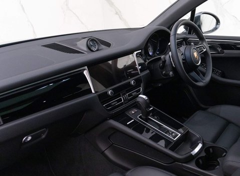 Porsche Macan S PDK 11