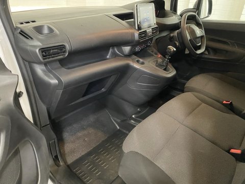 Peugeot Partner BLUEHDI PROFESSIONAL PREMIUM PLUS L1 13