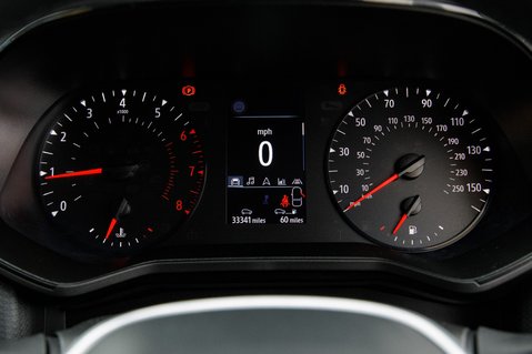 Renault Clio ICONIC TCE 14