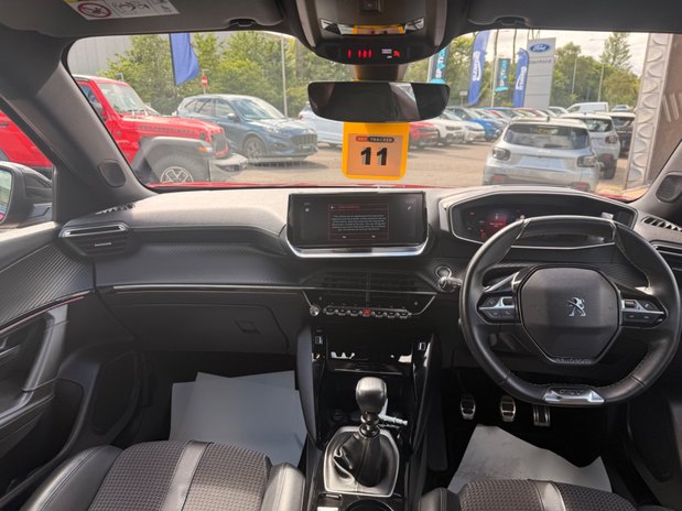 Peugeot 2008 PURETECH S/S GT LINE 14