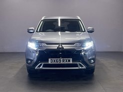 Mitsubishi Outlander 2.0 MIVEC Exceed SUV 5dr Petrol CVT 4WD Euro 6 (s/s) (150 ps)