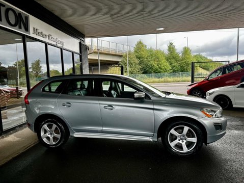 Volvo XC60 2.4 D5 R-Design Geartronic AWD Euro 5 5dr 9