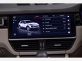 Porsche Cayenne 3.0 V6 E-Hybrid 17.9kWh Platinum Edition TiptronicS 4WD Euro 6 (s/s) 5dr (3 53