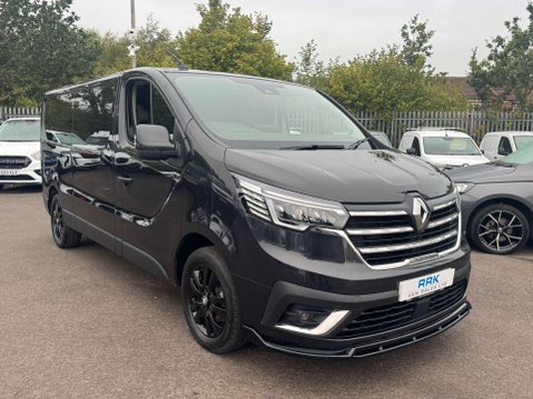 Renault Trafic 2.0 dCi Blue LL30 Sport Panel Van 5dr Diesel Manual L2 H1 Euro 6 (s/s) (130 20