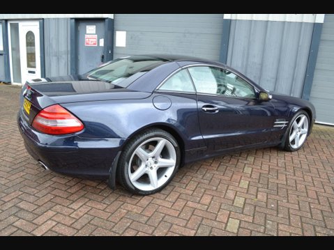 Mercedes-Benz SL Series 3.5 SL350 7G-Tronic 2dr 35