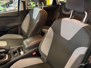 Ford Focus 1.0T EcoBoost Zetec Navigator Euro 5 (s/s) 5dr 33