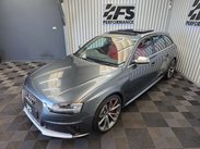 Audi RS4 4.2 FSI V8 Estate 5dr Petrol S Tronic quattro Euro 5 (450 ps) 18