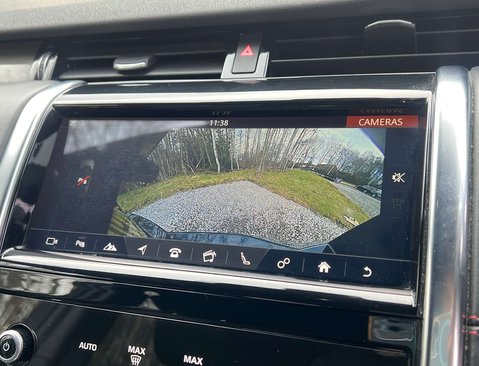 Land Rover Discovery Sport 2.0 Discovery Sport R-Dynamic HSE Auto 4WD 5dr 28