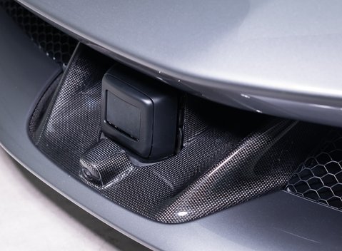 Ferrari SF90 Spider 32