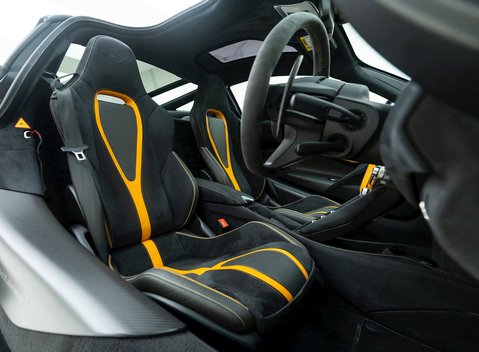 McLaren 720S Performance 12