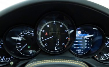 Porsche 911 Turbo S Exclusive Series (991) 15