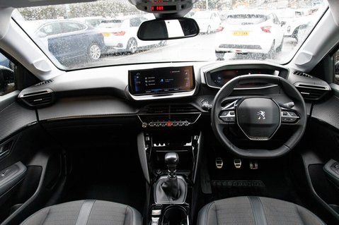 Peugeot 208 PURETECH ALLURE PREMIUM PLUS S/S 3