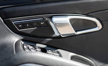 Porsche 911 (991.2) Targa 4 GTS 26