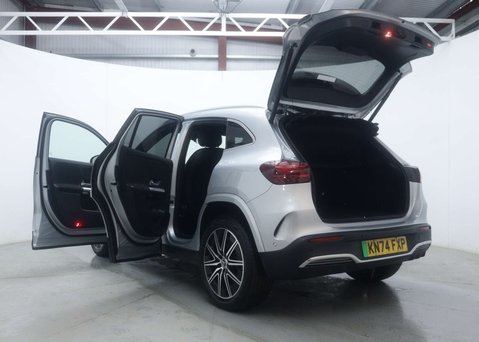 Mercedes-Benz EQA 250+ AMG LINE EXECUTIVE 61