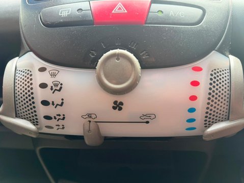 Toyota Aygo 1.0 VVT-i Mode Euro 5 5dr 23
