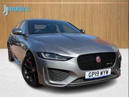 Jaguar XE 2.0 D180 R-Dynamic SE Saloon 4dr Diesel Auto Euro 6 (s/s) (180 ps)