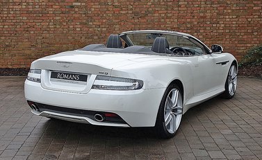 Aston Martin DB9 Volante 25