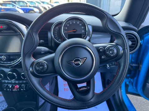 Mini Hatch COOPER SPORT 23