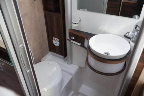 Fiat Ducato Laika 646 ECOVIP 180 BHP Auto huge factory upgrades cost new £98K    73