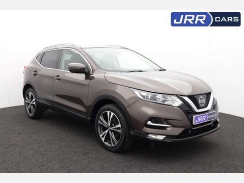Nissan Qashqai 1.2 Qashqai N-Connecta DiG-T 5dr 1