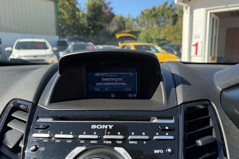 Ford Fiesta TITANIUM,,FORD SYNC,.ONLY £20;00 R:TAX,,STUNNING EXAMPLE  22