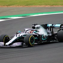 Pioneer To Dominator: Mercedes Benz in Formula One 2