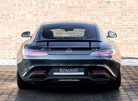 Mercedes-Benz Amg GT GT S 5