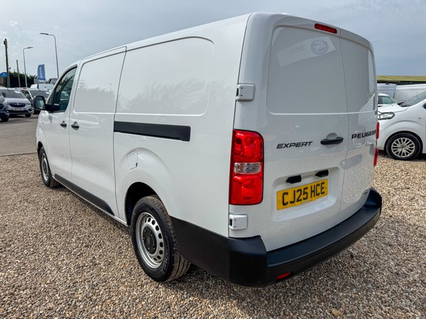 Peugeot Expert XLWB L3H1 [SOLD CM] Low Roof Professional Air Con Sensors Euro 6 10