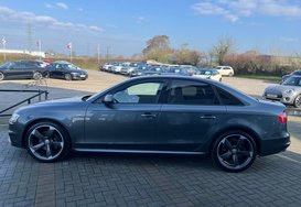 Audi A4 3.0 TDI QUATTRO BLACK EDITION AUTO 10